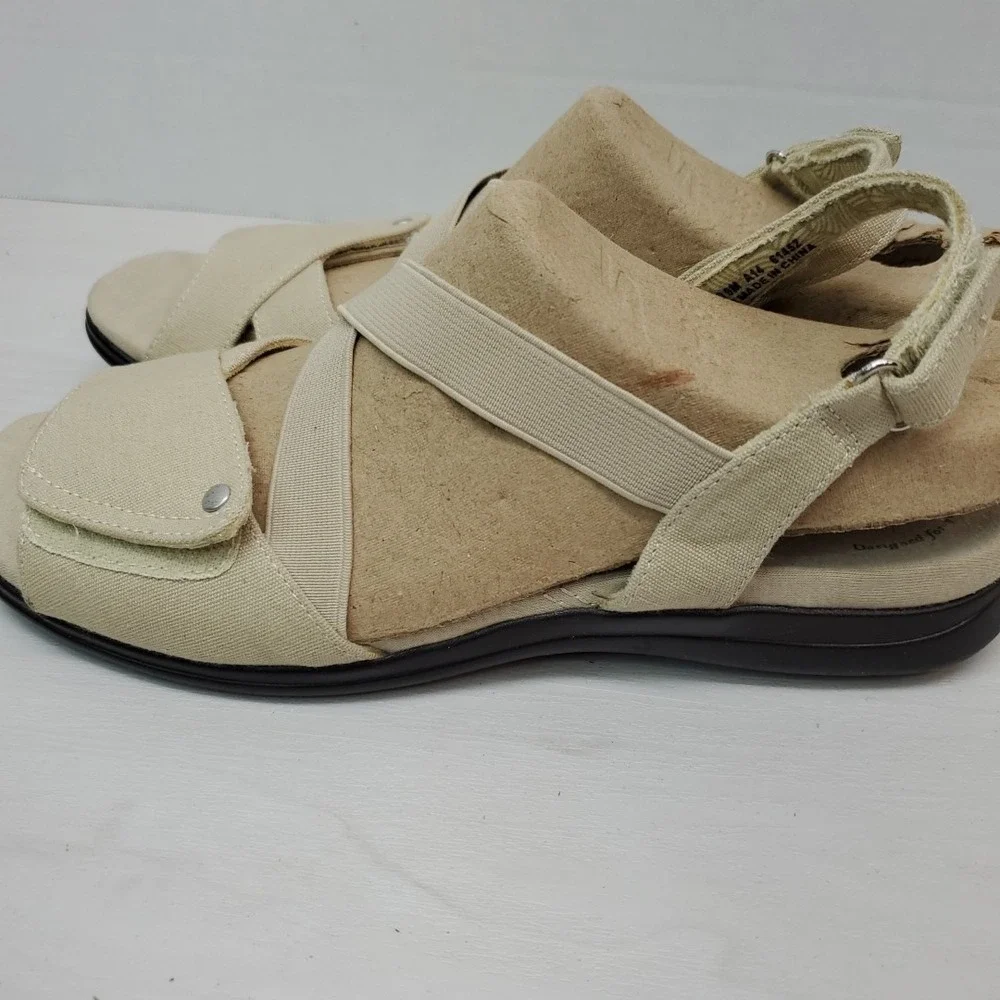 Grasshoppers Ortholite Beige Strappy Sandals Womens Size 9M EUC Purefit Comfort